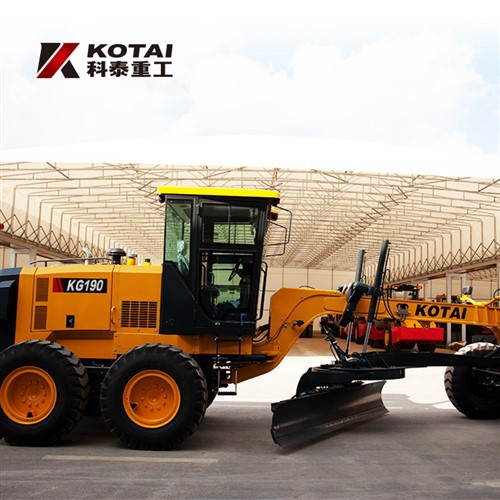 220 hestafla vélavél með Cummins vél